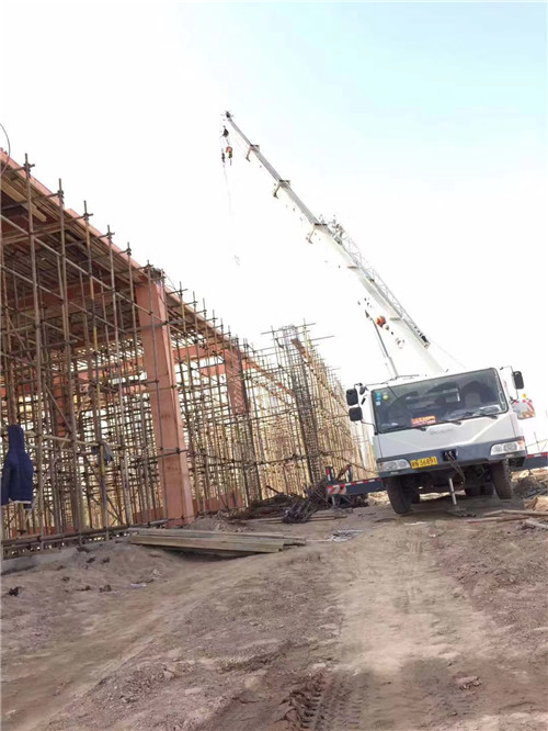 嘉黎县吊车作业的安全注意事项有哪些？